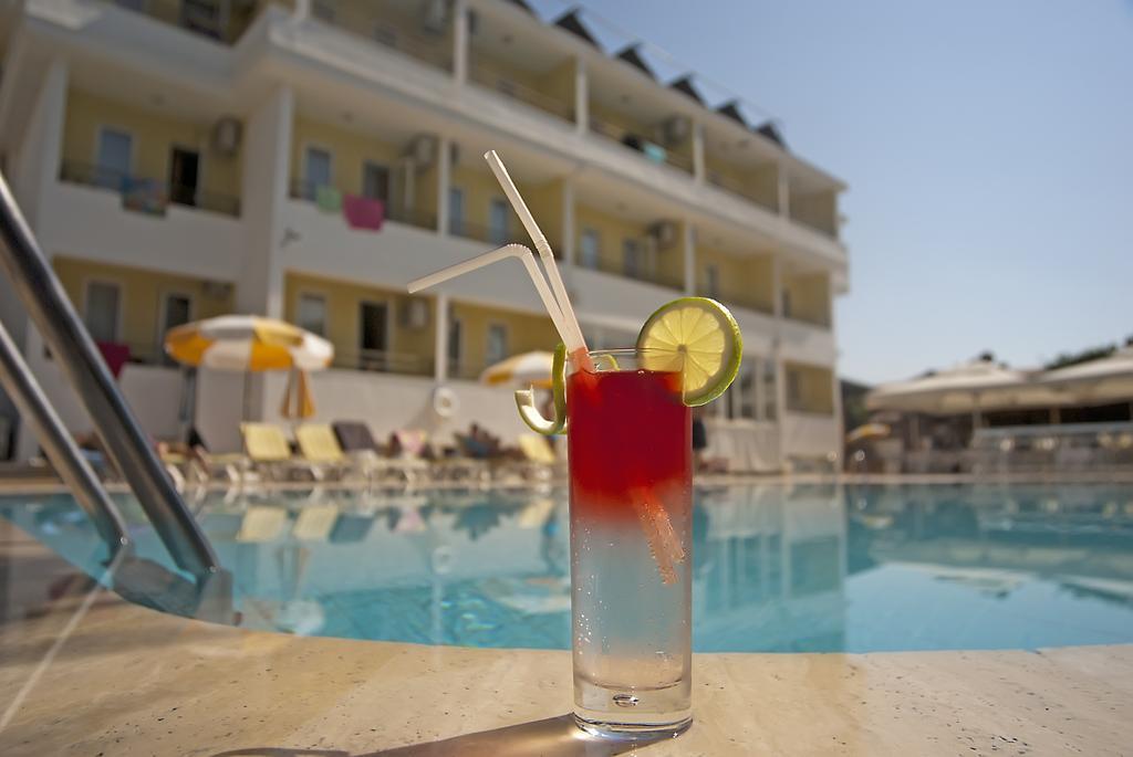 Berkay Hotel Kemer Exterior photo