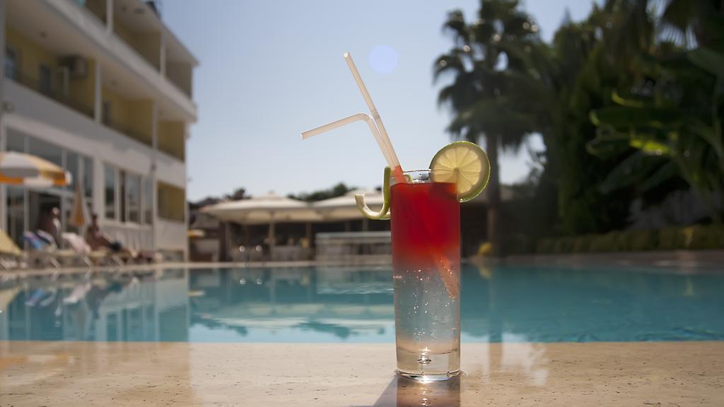 Berkay Hotel Kemer Exterior photo