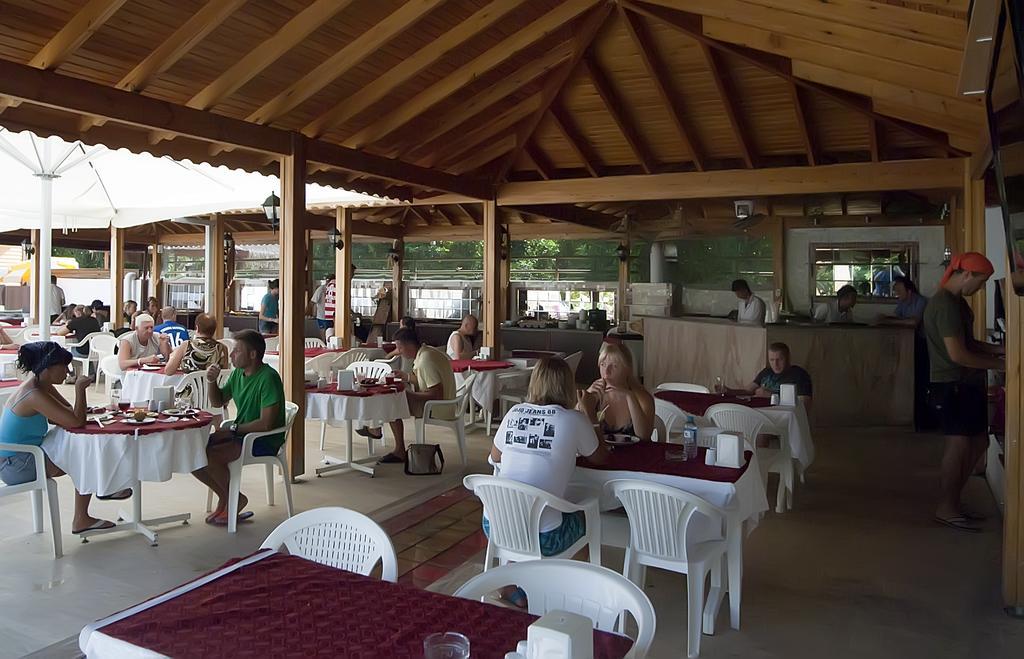 Berkay Hotel Kemer Exterior photo