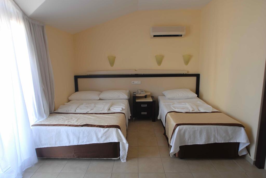 Berkay Hotel Kemer Exterior photo