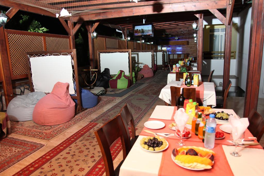 Berkay Hotel Kemer Exterior photo