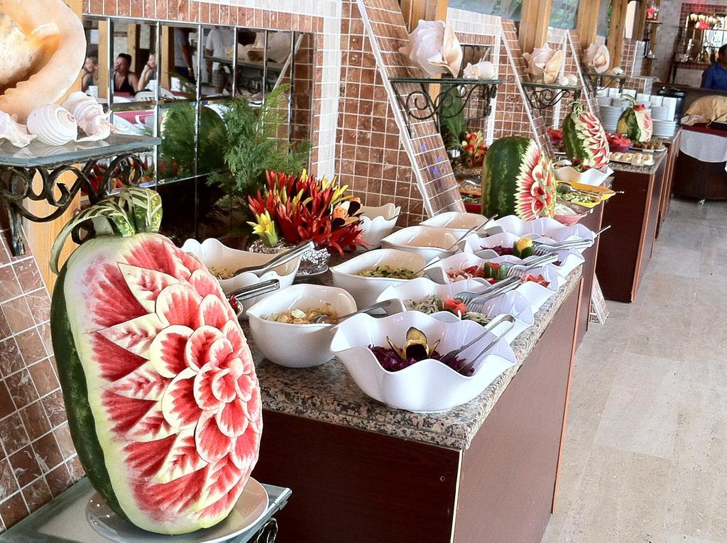 Berkay Hotel Kemer Exterior photo